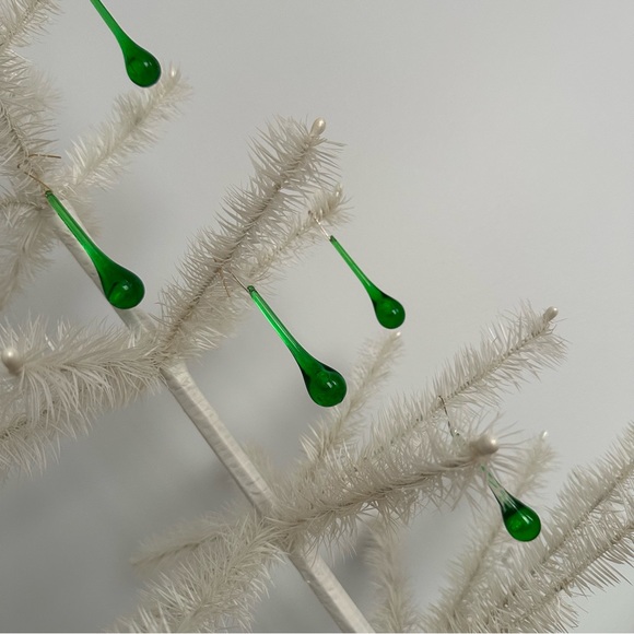 RARE Vintage Christmas Plastic Green Icicles - Picture 7 of 16